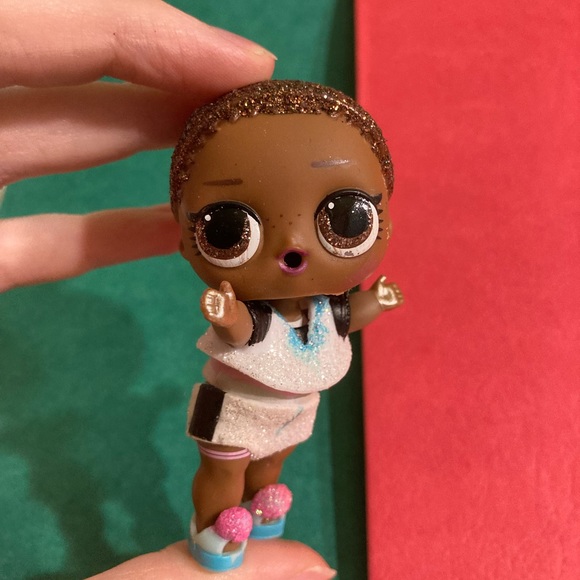 B1G2 - Brown Glitter Hair LOL Surprise Tot - Buy 1, Get 2 FREE - Picture 1 of 4